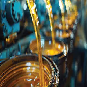 🌟 Top Grade Rubber Process Oil 500 – High viscosity paraffinic base oil for rubber mixing. Bulk supply from Iran with custom packaging & private labeling.