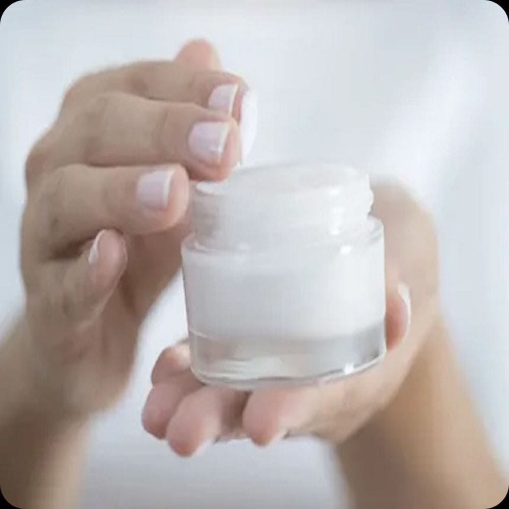 light paraffin wax, buy paraffin wax, cosmetic wax supplier, food grade paraffin wax, LPW price, paraffin wax manufacturer